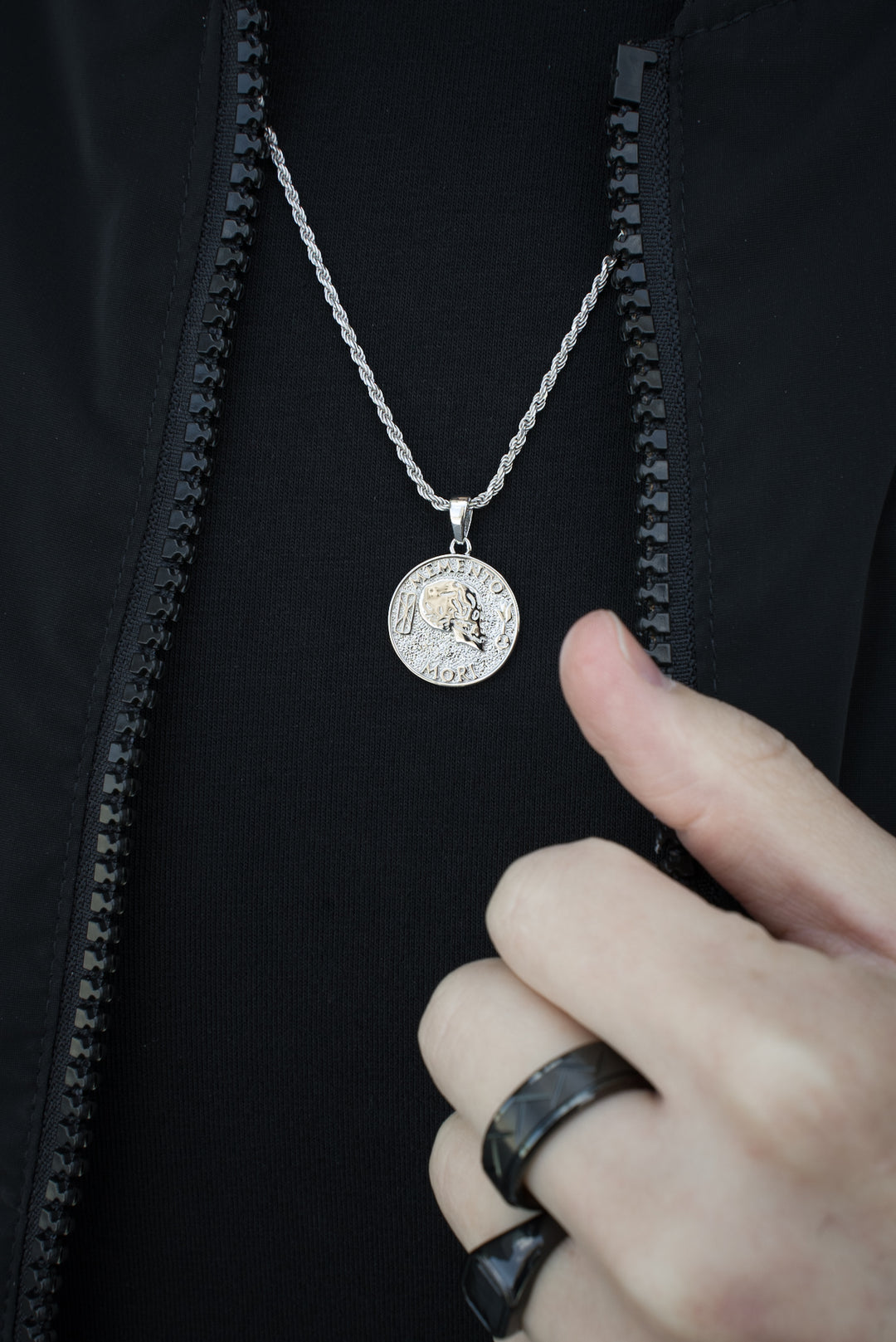Collar Memento Mori Plata 925 Premium