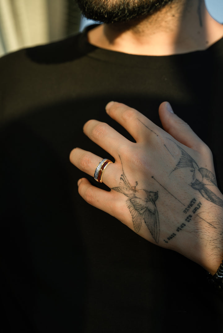 Anillo Golden Fall Carburo de Tungsteno