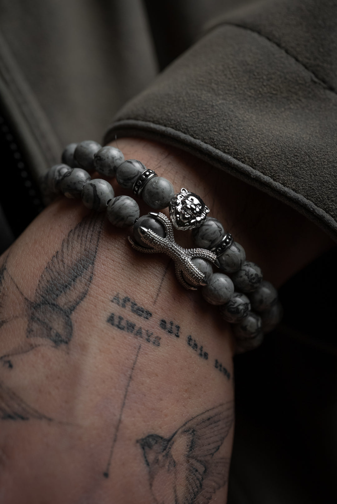 Pack de pulseras Silver Grey Dominion Lion Private Collection