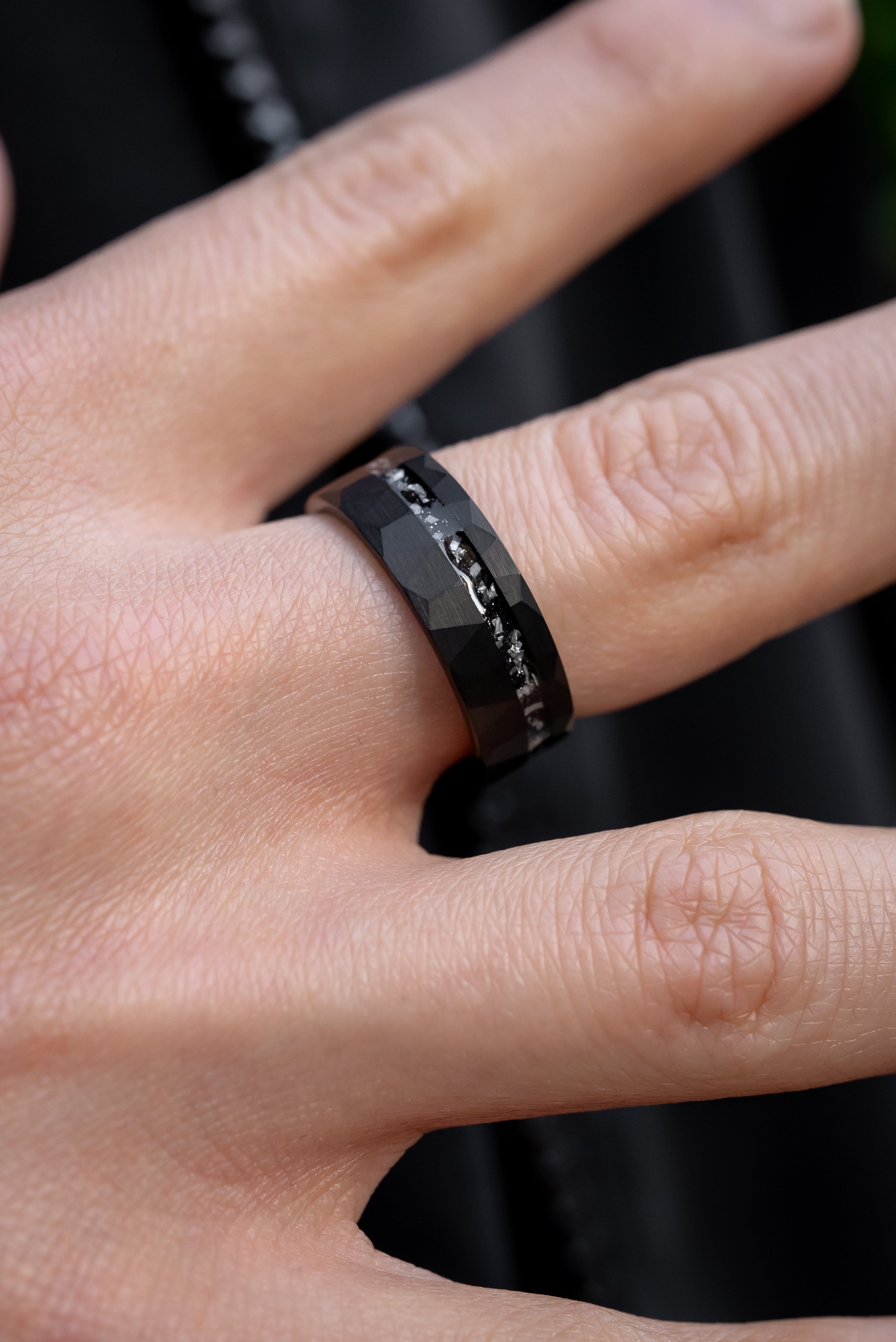 Anillo Diamonds Trench Carburo de Tungsteno – Kapriel