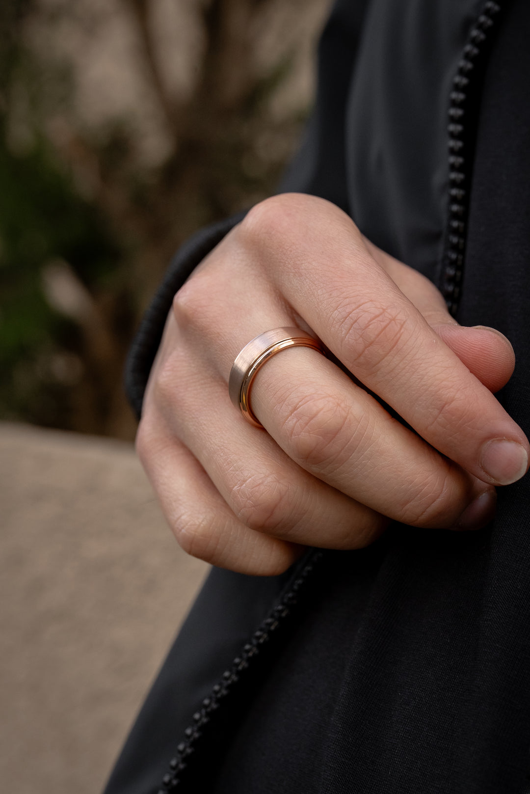 Anillo Essential Strong Gold Rose Carburo de Tungsteno