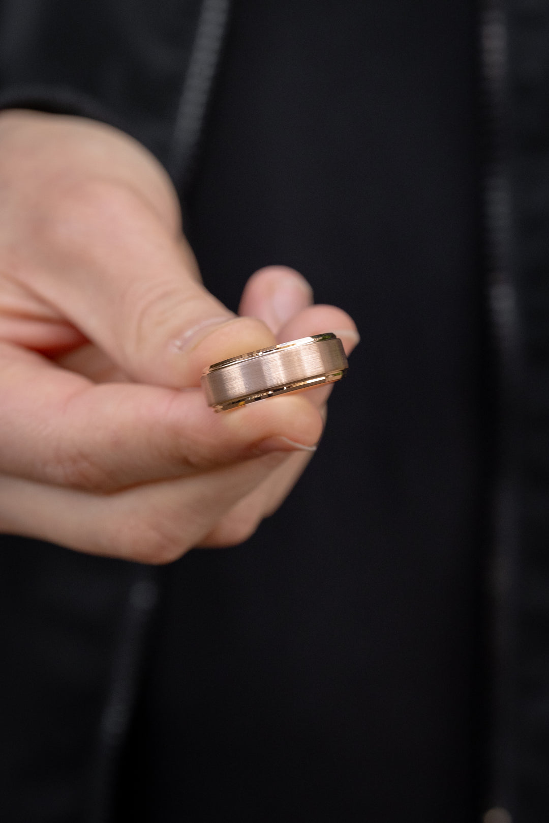 Anillo Essential Strong Gold Rose Carburo de Tungsteno